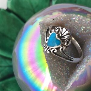 Vintage Sterling Silver 925 Heart Turquoise Chips Ring